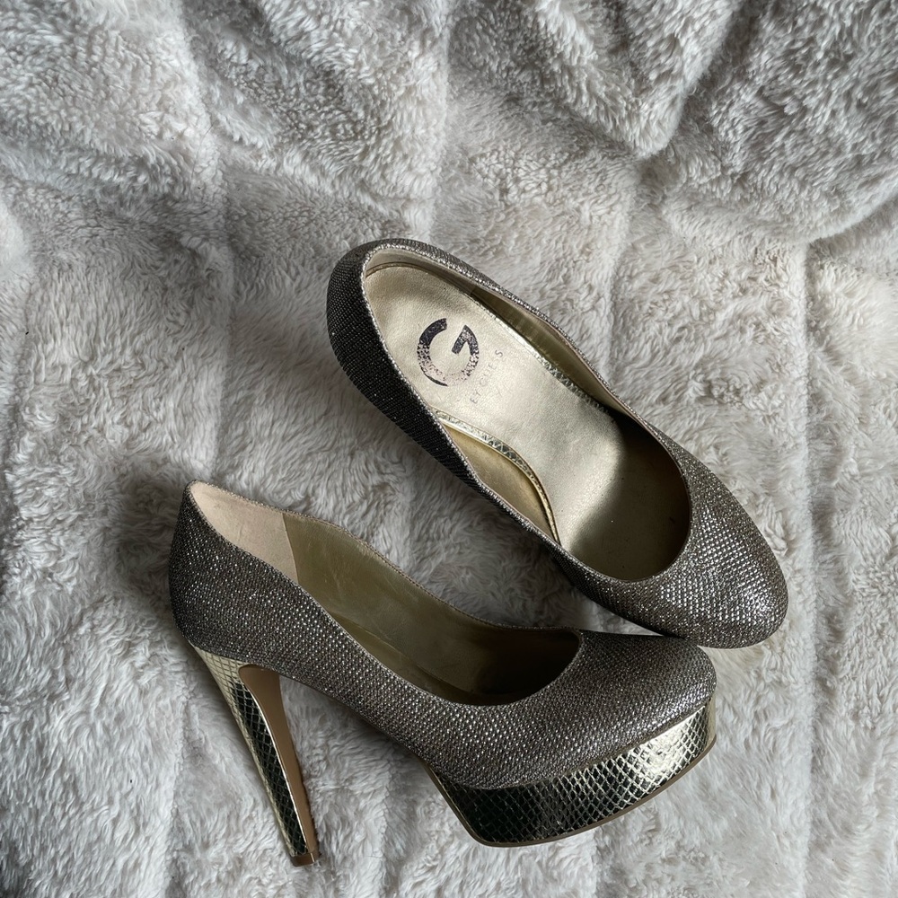 Elegant Gray Platform Heels